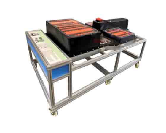 教學(xué)設備 汽車(chē)實(shí)訓.jpg